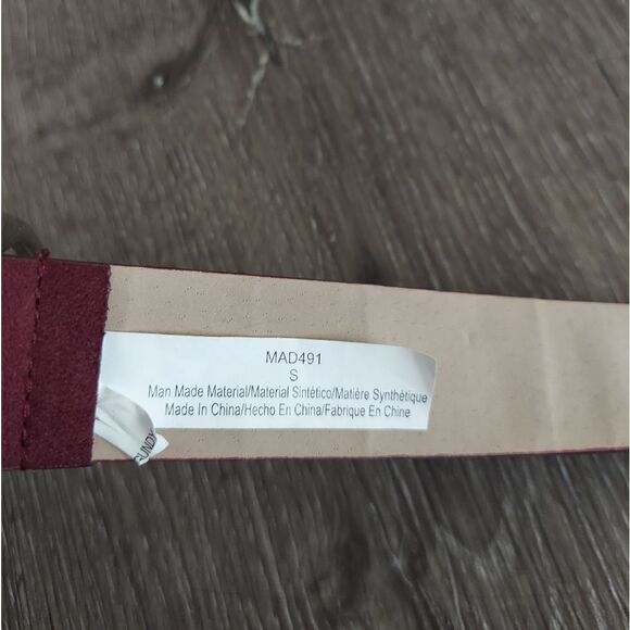 Madden Girl Burgundy Belt Size Small - Picture 4 of 7